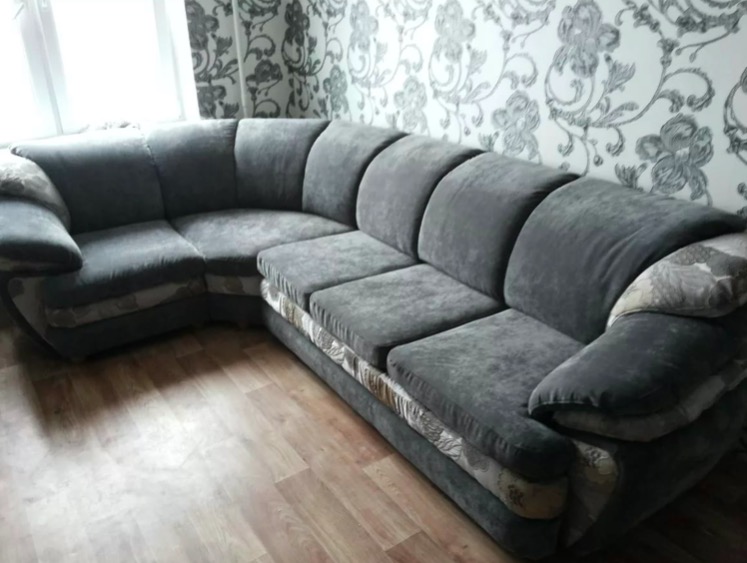 Перетяжка углового дивана на дому